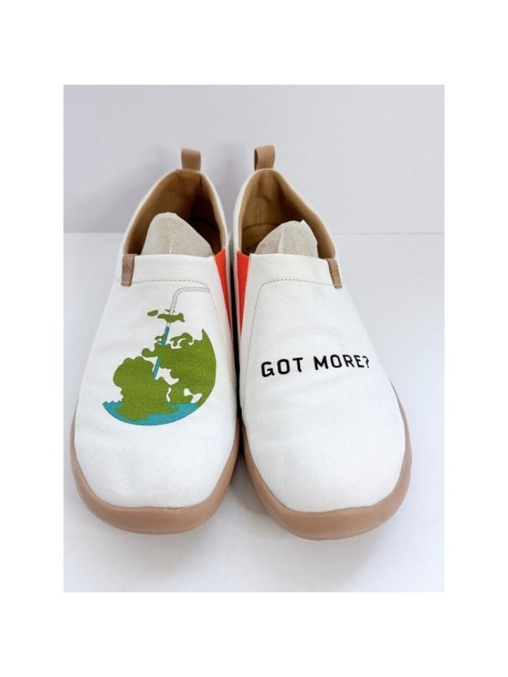 Men’s Size 10.5 UIN Global Need Canvas Slip On Shoes White Art Travel Flats